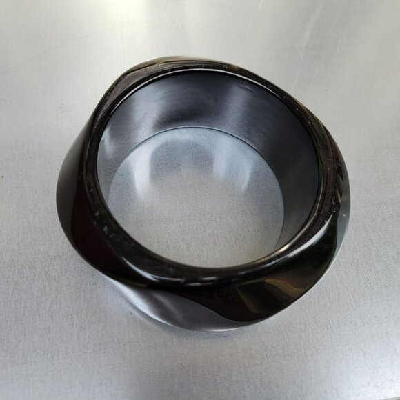 Vintage Chunky Black Lucite Bangle Bracelet Geometric Dome Modernist - Picture 2 of 13